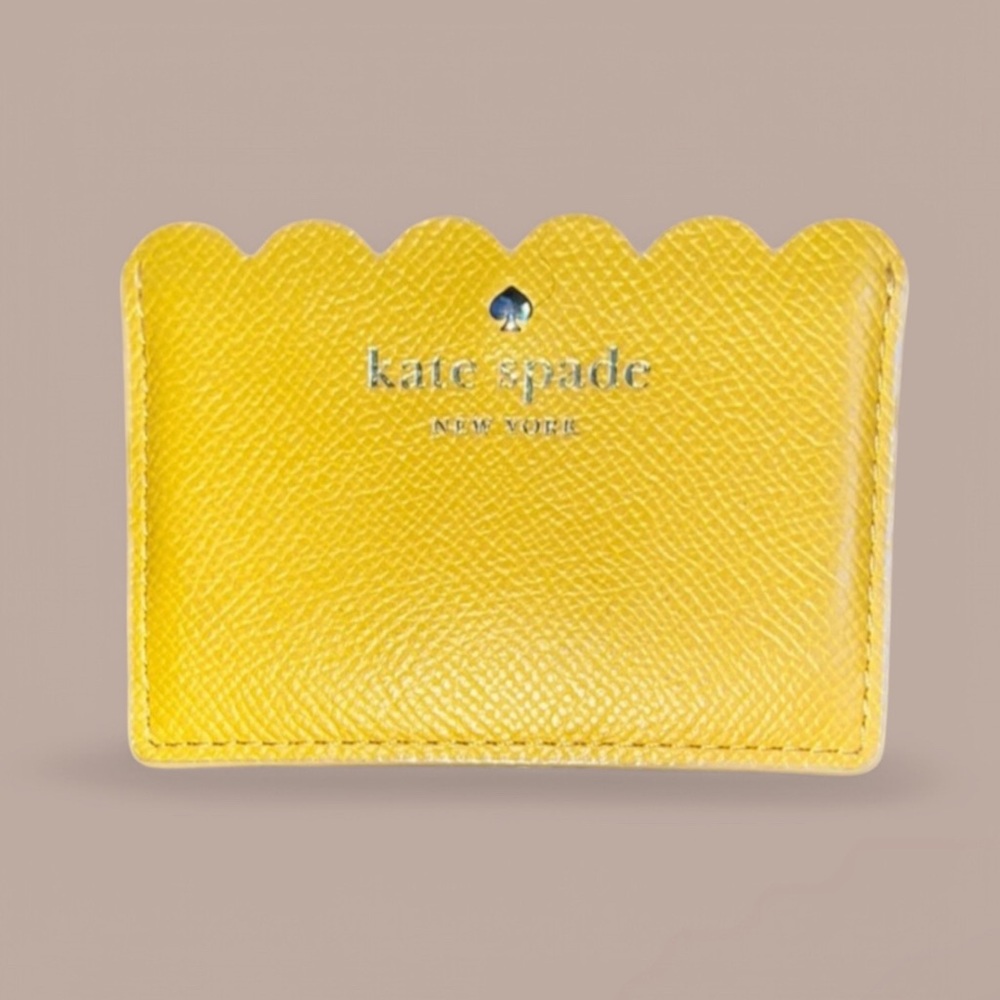 Kate Spade Scalloped Card Holder in Two Tone Yellow & Tan Pebbled Leather EUC - Picture 4 of 4